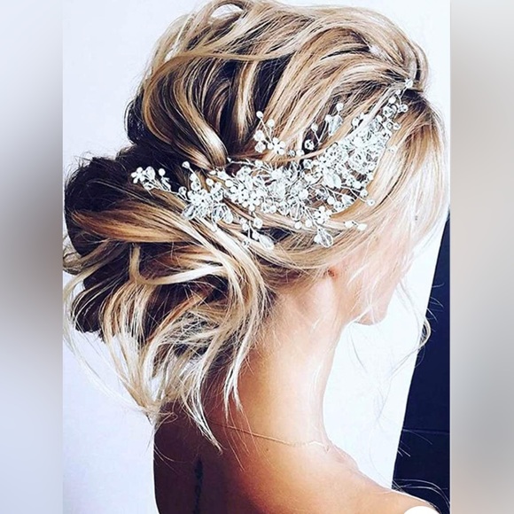 Accessories - NWT Wedding Hair Vine Accessory, Crystal Rhinestone Hair Piece (Silver)